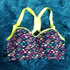 Victoria secreat sports bra